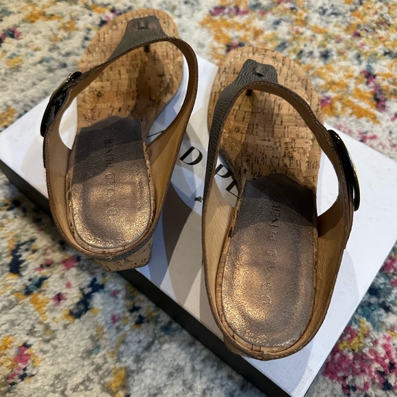 Donar Pliner “Olita Sandals”, Size 10, worn once, light bronze color, - Picture 4 of 7